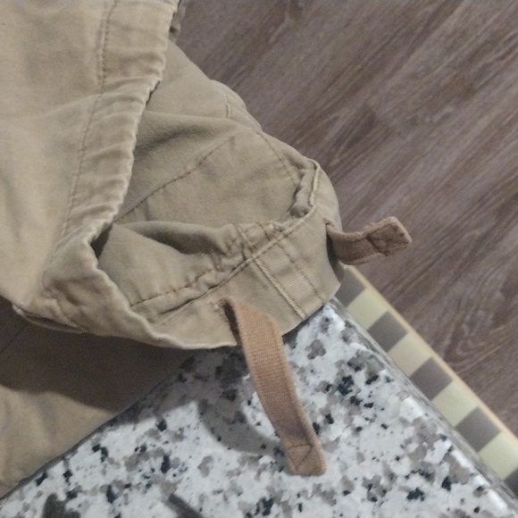 Aeropostale khaki cargo shorts - Picture 9 of 11